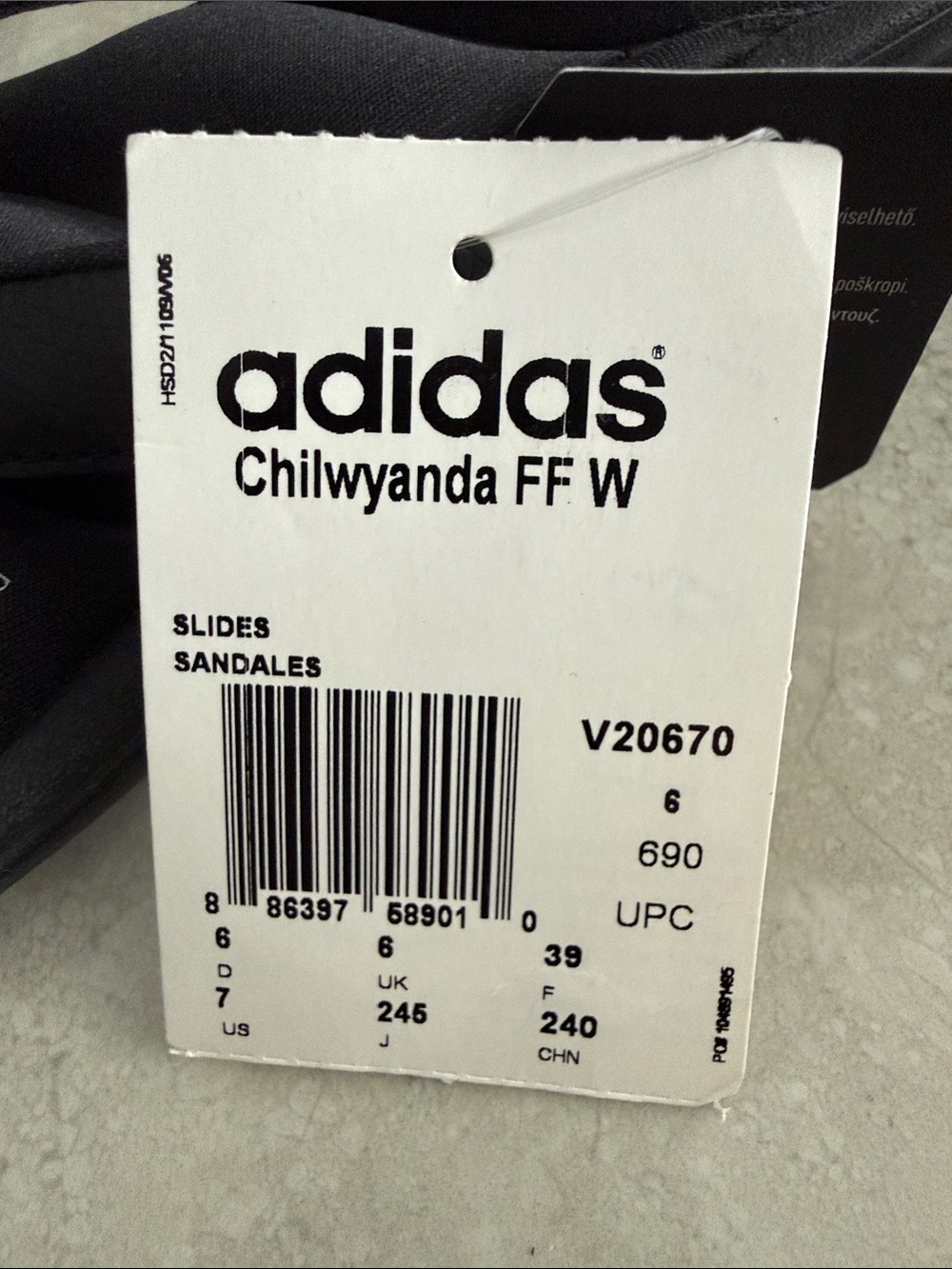 adidas Black Women’s FitFOAM™ Chilwyanda FF W Thong Flip Flops Slides Sz 7 NEW! - Picture 2 of 10